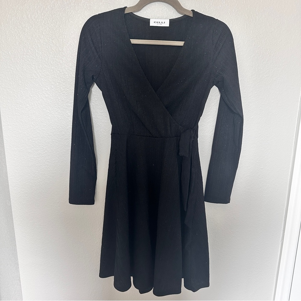 Gilli Black Long Sleeve Wrap Dress